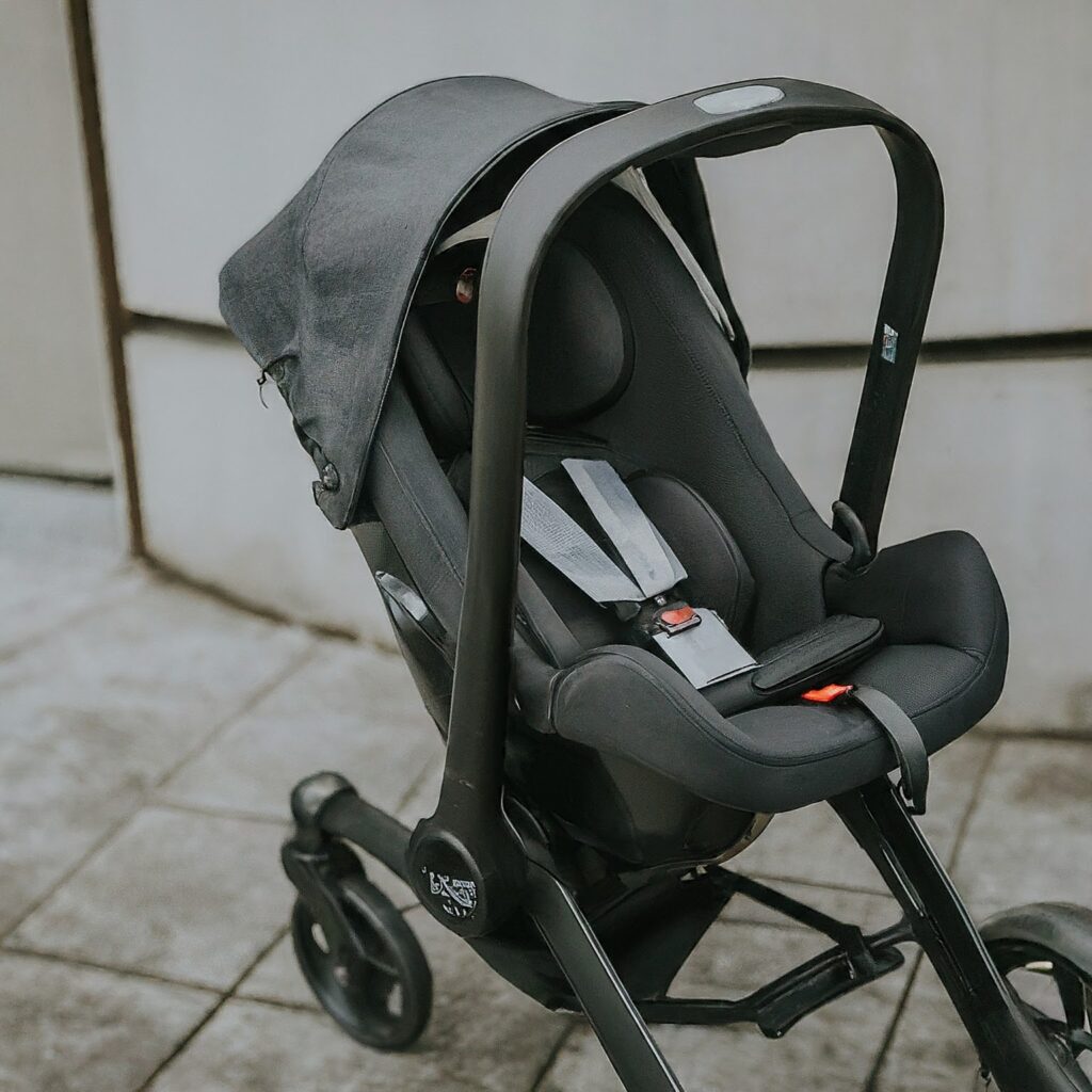 How to Remove Maxi Cosi Car Seat From Stroller